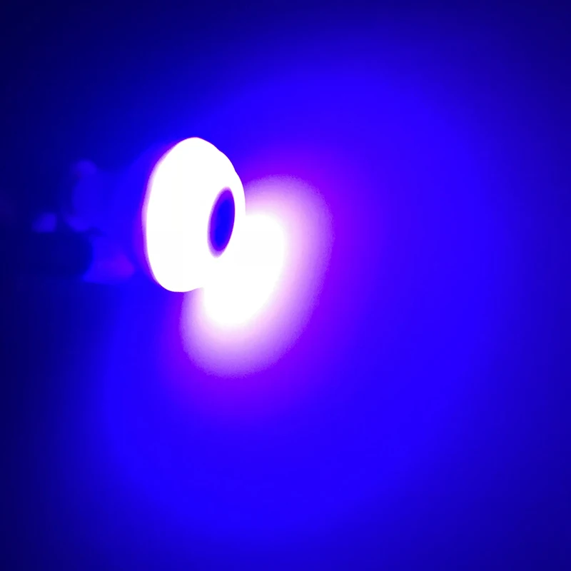 E27 светодиодные RGB воспроизведения музыки регулируемый свет беспроводной bluetooth MP3