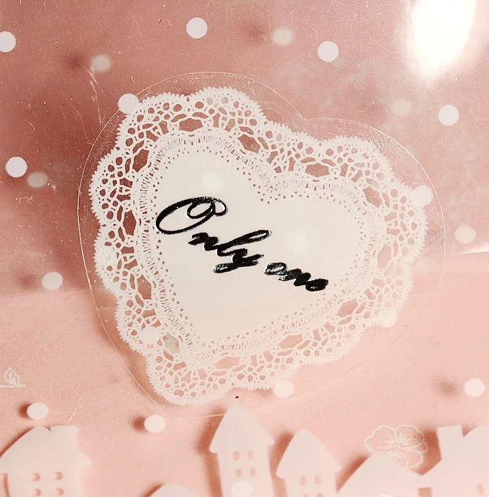 

Free shipping heart shape lace transparent Valentine day decoration sealing paster gift sticker stickers Valentine's Day decor