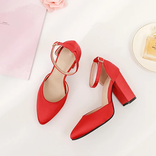 red sandal Роскошная дизайнерская обувь для женщин, толстый ремешок на щиколотке, острый носок, размер 33, Красная Вышивка, 4, 34, дешевые атласные туфли-лодочки, высокий каблук, новинка, китайский стиль - Цвет: red sandal