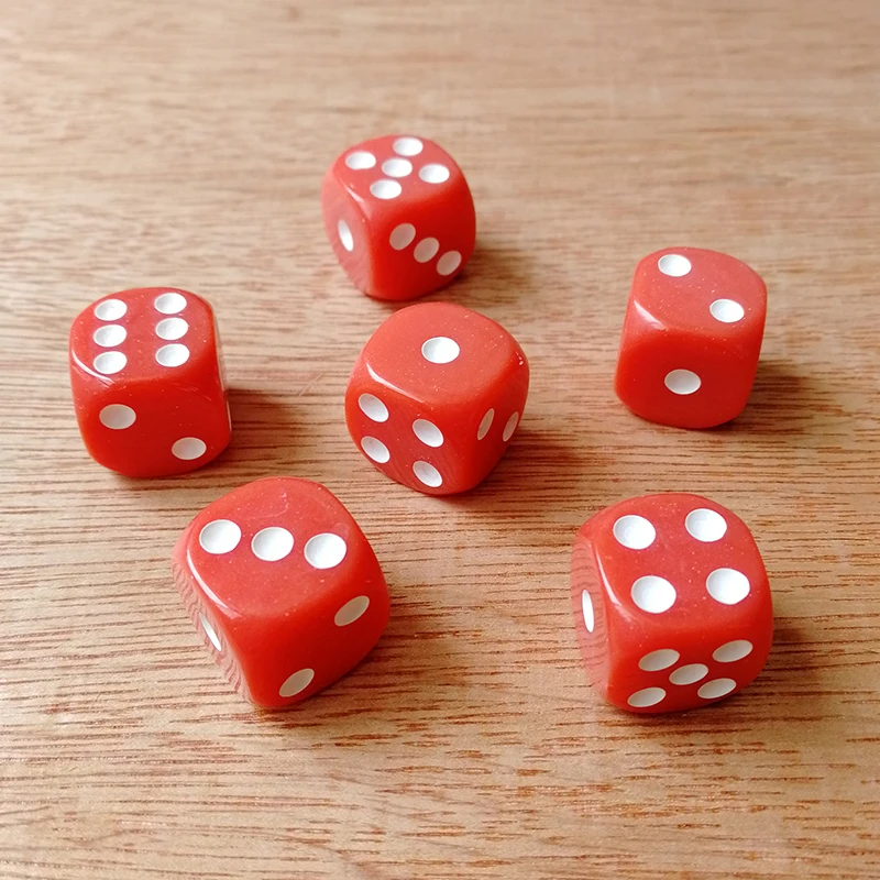 30PCS/Lot Solid Color Dices Set Drinking Dice 16MM Acrylic Boardgame Dices Gambling Cubes Dados 6 Caras Club Party Accessories - Цвет: Красный