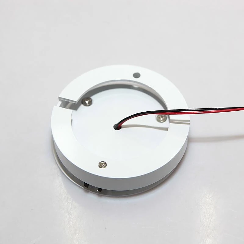 Алюминиевый светодиодный светильник 3*3 Вт с регулируемой яркостью