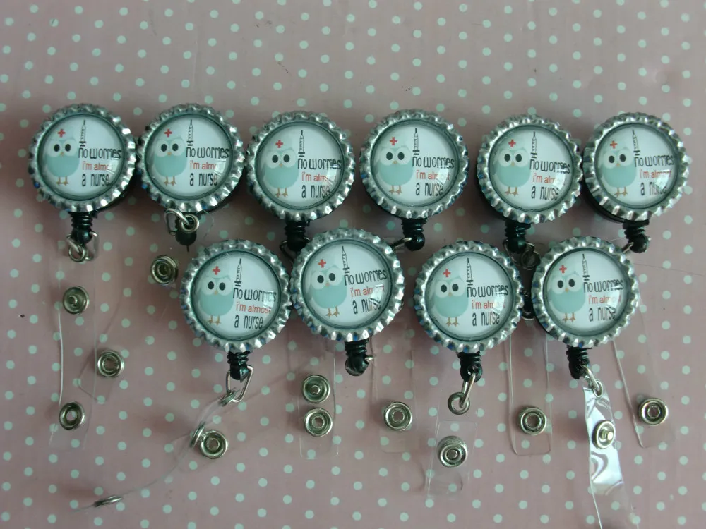 Плоская кепка с эпоксидным покрытием для студентов медсестер Сова хот выдвижной