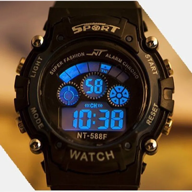 Six Colors 2015 New Led Children Watch Fashion Student Sports watch Waterproof watch for Children