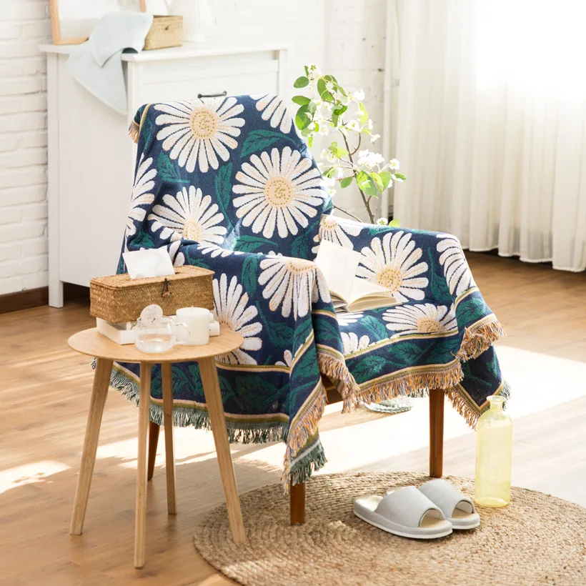 Daisy Flowers Cotton Cloth Art Sofa Sets Knitted Cotton Thick Anti-slip Comfortable Soft and Breathable Sofa Blanket Antependium
Daisy Flowers Cotton Cloth Art Sofa Sets Knitted Cotton Thick Anti-slip Comfortable Soft and Breathable Sofa Blanket Antependium