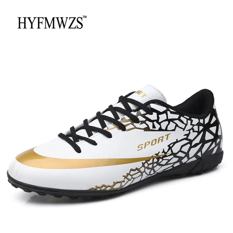 HYFMWZS Turf Chaussure футбол Superfly Мальчики футбольные бутсы мужские Нескользящие Детские футбольные бутсы красовки дышащие Бутсы Футбол - Цвет: White