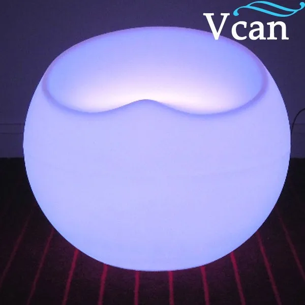 Пластиковый светодиодный светильник для помещений и улицы изменение цвета пульт
