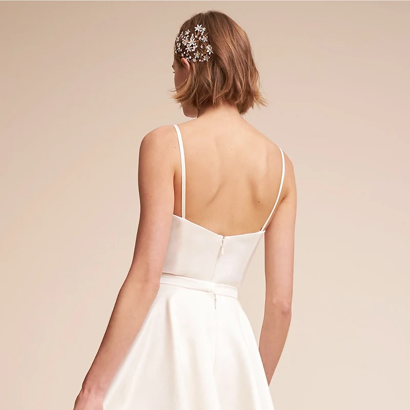 Новые простые v образным вырезом атласная Высокая Низкая Vestidos De Novia Кристалл