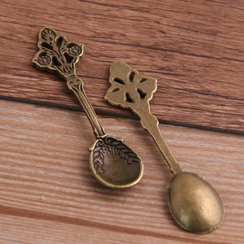 spoon Pulchrode 6 шт Смешанные Два цвета трендовые цветы винтажная вилка, ложка, посуда Подвески для изготовления ювелирных изделий Шарм P6495 - Окраска металла: spoon