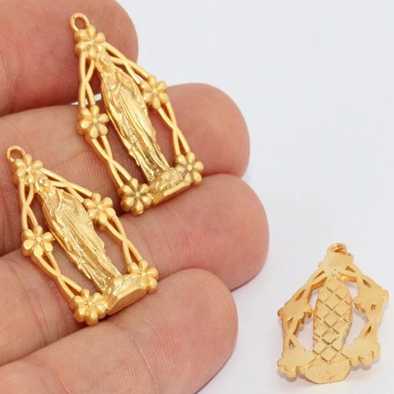 18x31mm MTE1191 1pcRaw Brass24k матовое позолоченное мать Мэри(без никеля и свинца). mte1197. mte1183 mte1209. mte1213. MTE1191.MTE1214 - Цвет: 18x31mm MTE1191