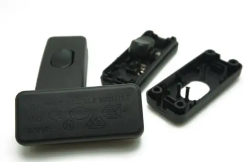 10 шт./партия Unverisal AC 110 250 В 2A Встроенная лампа освещения пластик в сетевой шнур