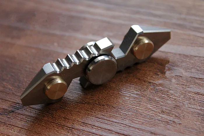 Titanium Alloy EDC Fingertip Gyro Corkscrew Crowbar Tools Tritium Tube Version Multi | Спорт и развлечения