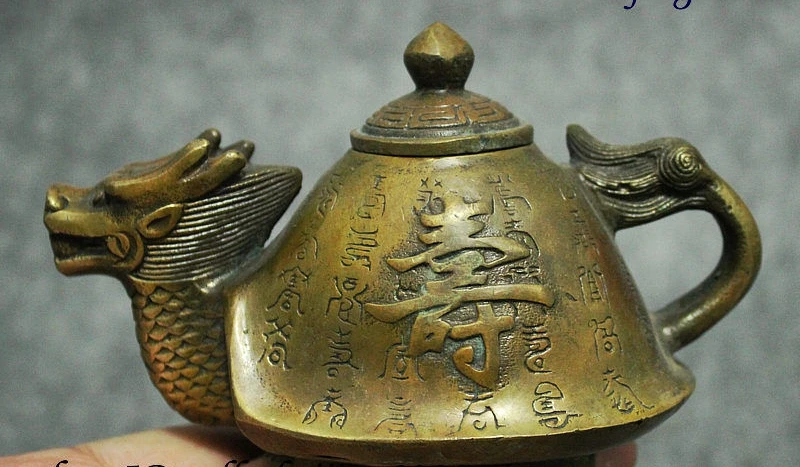Народное искусство Китая Бронза Медь Shou дракон черепаха голова статуя чайник с