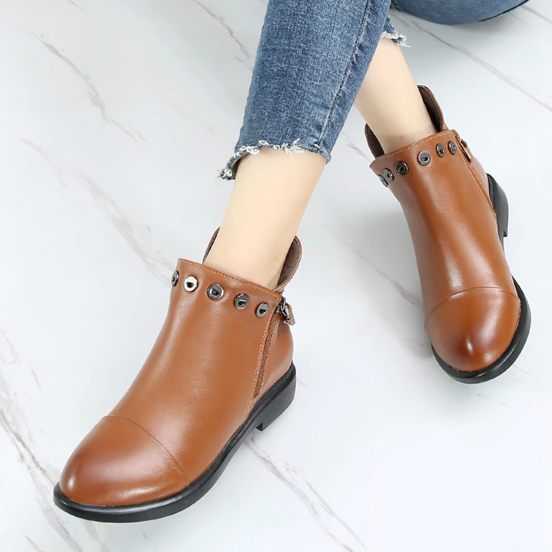 

TIMETANG High quality women shoes genuine leather zipper rivets thick heel ankle boots 2017 fashion women boots mar boots
