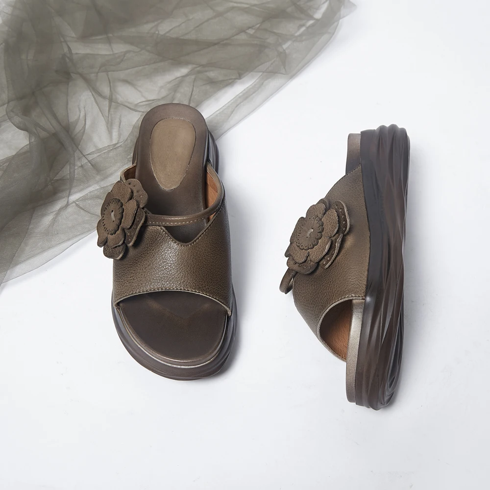 2019 summer with sandals and slippers women wearing suede leather retro flowers outdoor handmade thick bottom | Обувь