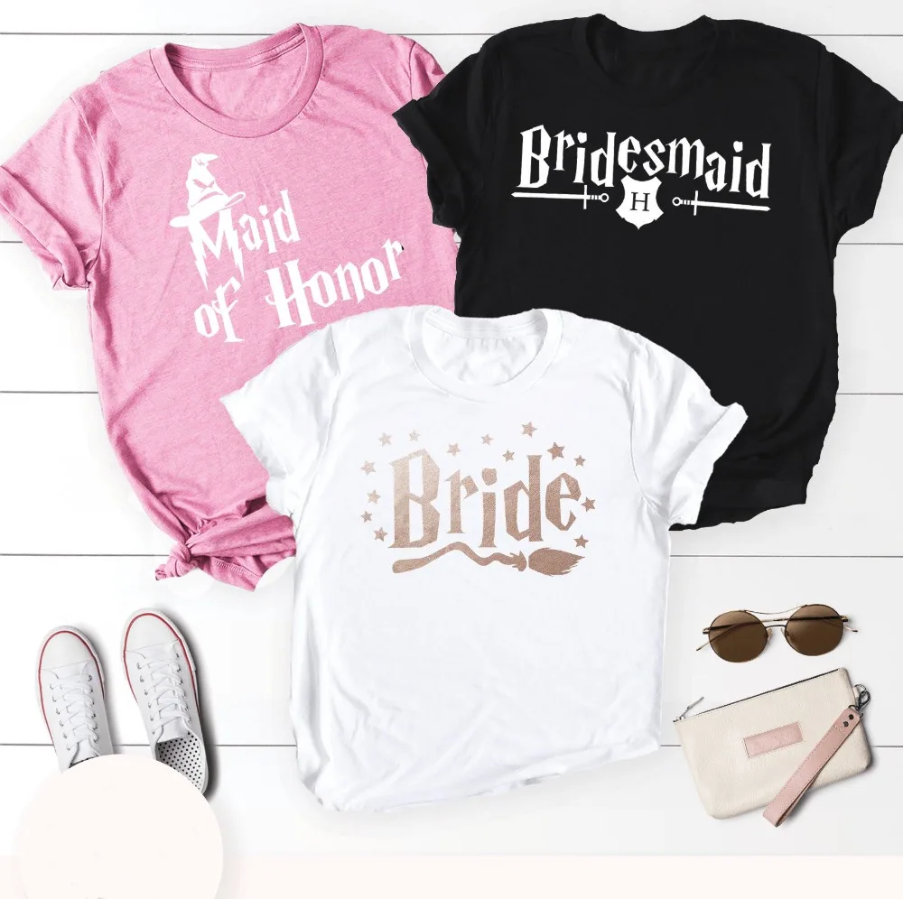 Футболка для подружки невесты и графический набор волшебника на тему девичника