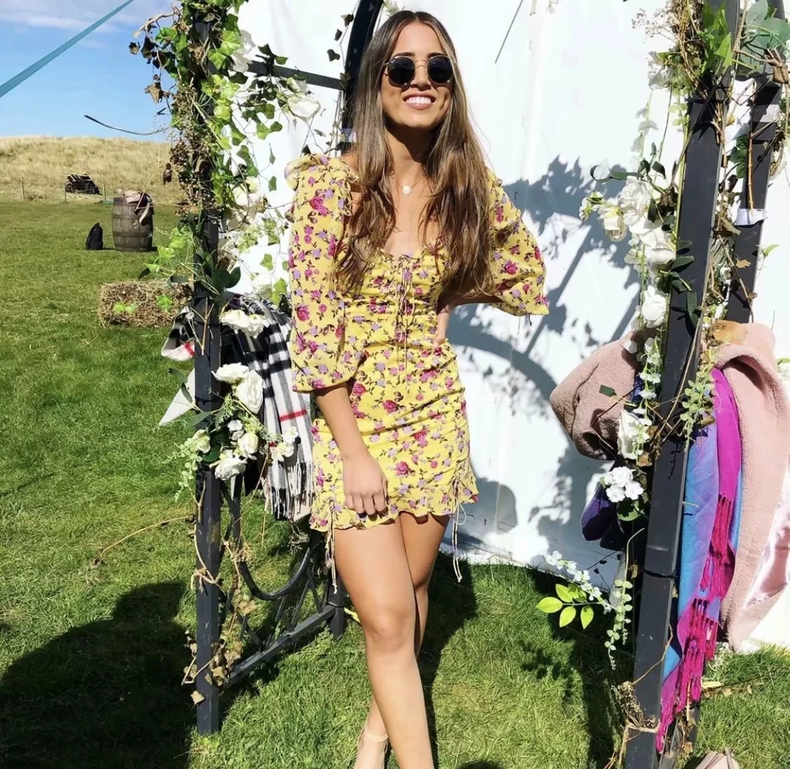 Boho Цветочные Элегантные Желтые платья женские летние платья сексуальные вечерние платья с бантом мини-платье с рюшами Женская Повседневная Корейская одежда vestidos