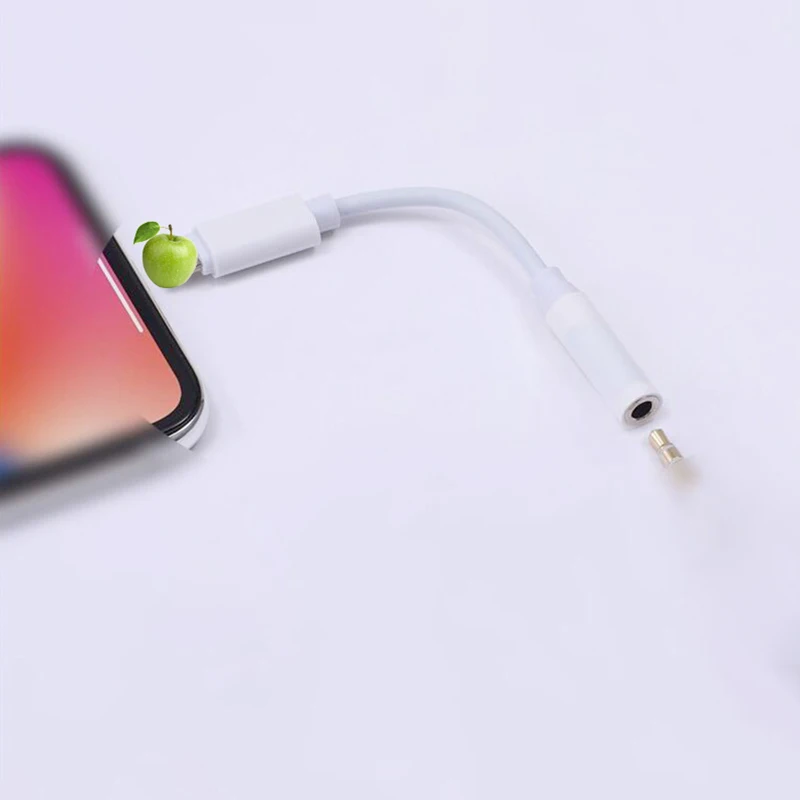 Адаптер для зарядки и подключения наушников с двумя контролируемыми проводами для iPhone7 / 8/8 p, конвертер кабеля 2 в 1 для iOS 10/11/12, передача песен.