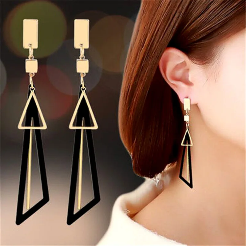 

Korean Version Of The 2019 Fashion New Earrings Temperament Long Paragraph Wild Size Hollow Triangle Fringed Ladies Earrings