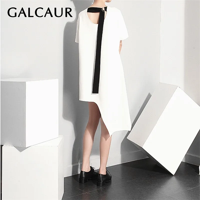 Женская Асимметричная футболка GALCAUR повседневная Однотонная с вырезами большие