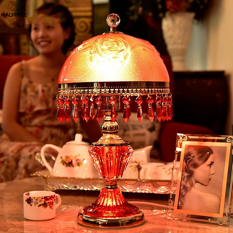 Скандинавские настольные лампы прикроватные для спальни гостиной свадебные