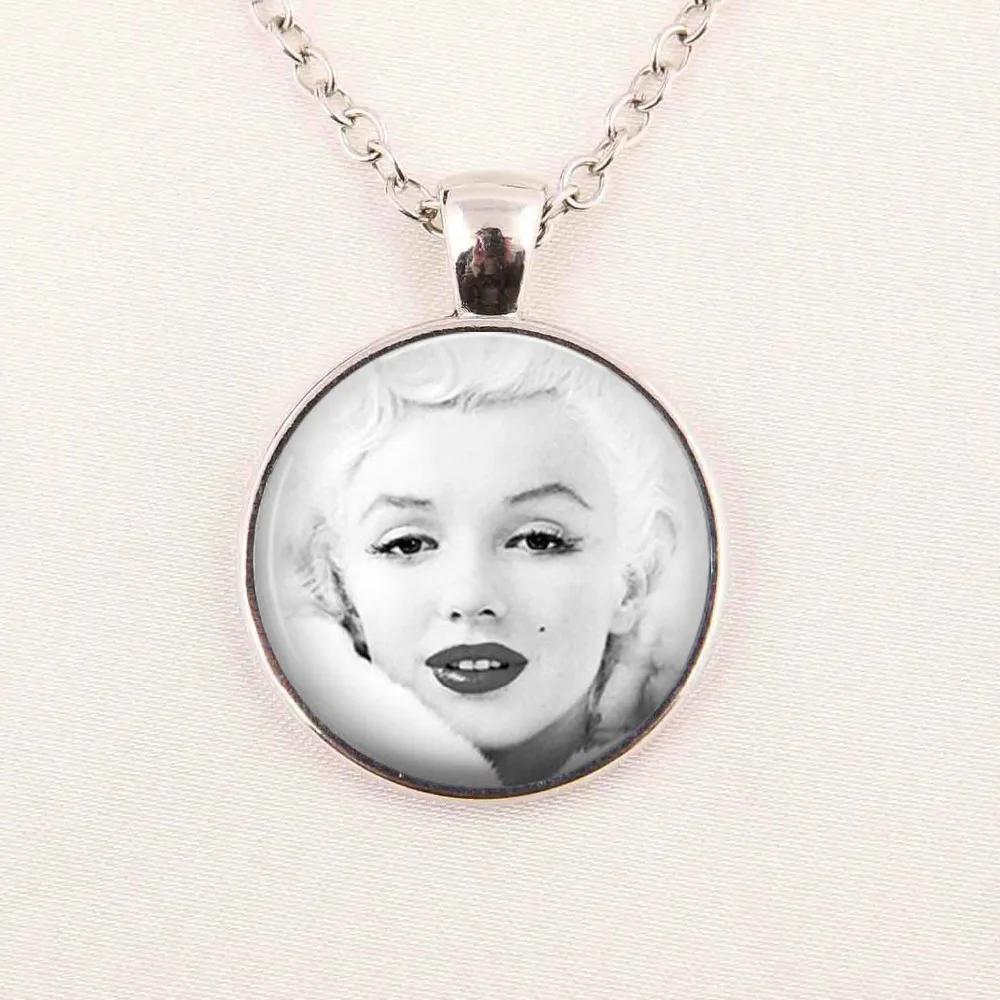 Wholesale Girls Glass Cabochon Necklace Marilyn Monroe Handcrafted Jewelry Photo Pendant Neckalce | Украшения и аксессуары