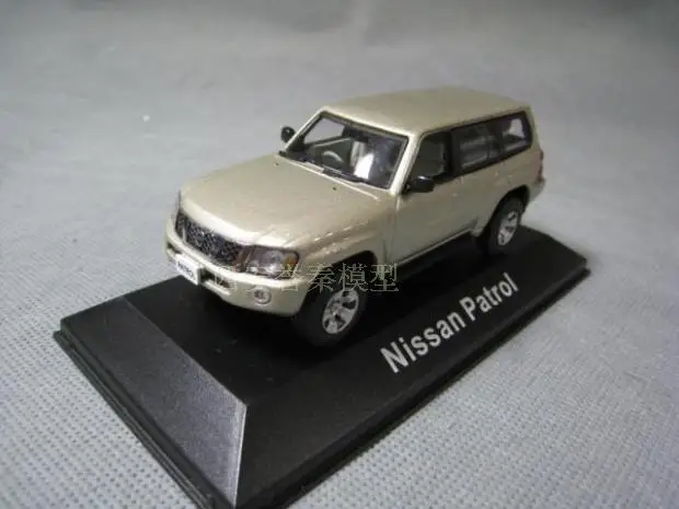 J-коллекция 1:43 Nissan Patrol сплав модель автомобиля литья под давлением металлические игрушки подарок на день рождения для детей мальчик