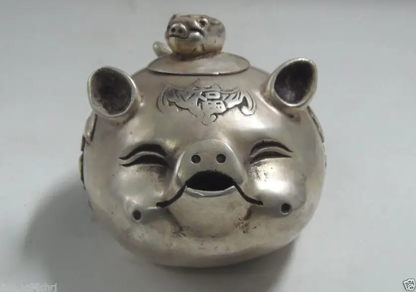 Коллекционный декорированный ручной работы тибетский чайник со Свинкой в старом