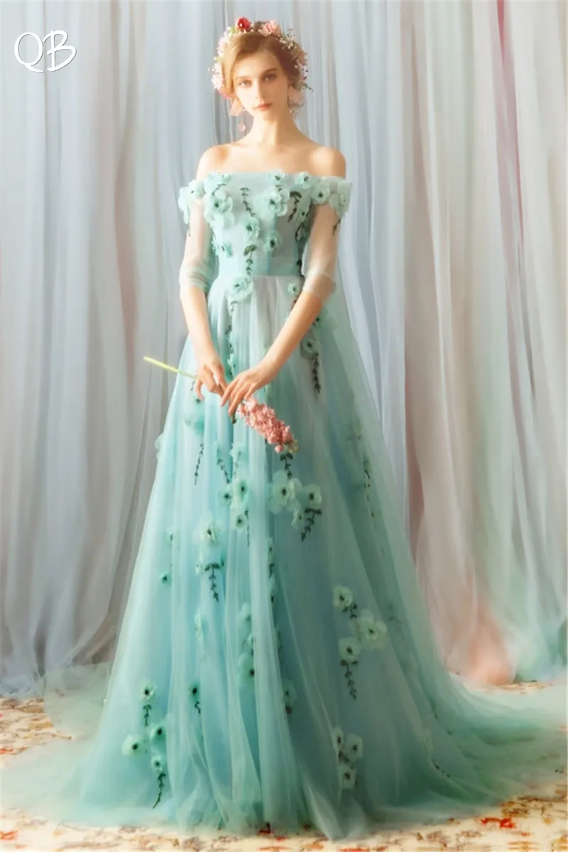 Роскошные вечерние платья в пол небесно-голубого цвета из тюля с аппликацией и