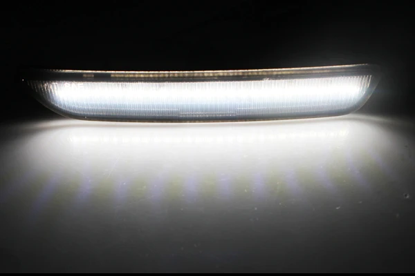 IJDM дымчатые линзы Передние боковые габаритные лампы с 27-SMD Янтарный/Белый светодиодный фонарь для 2010- Ford Mustang передний бампер