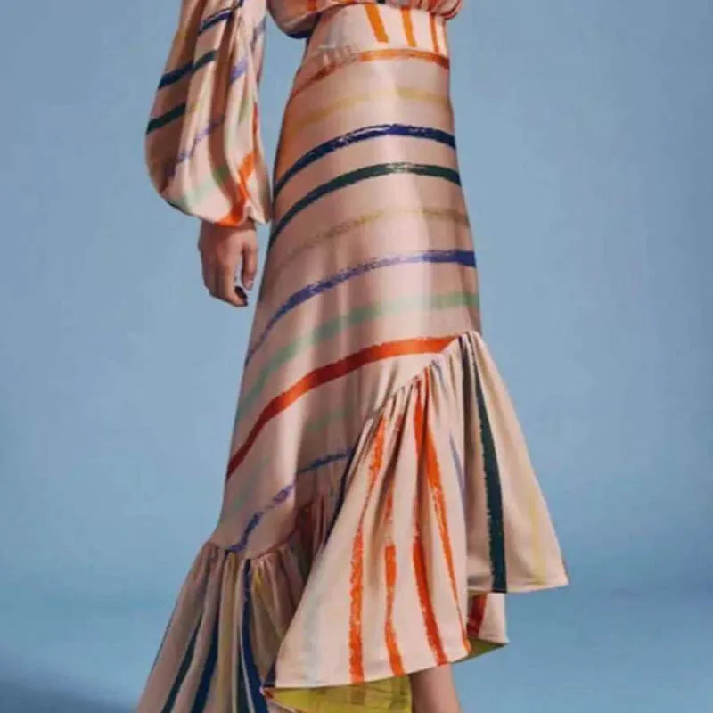 2019 Весна Лето рукава-фонарики Полосатое Платье с принтом Темперамент