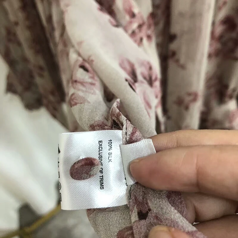 Для женщин песок дикий Цветочный принт с длинным рукавом неукротимая галстук блузка с высокой горловиной Топ