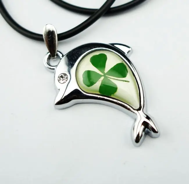 20 шт. модное ожерелье с дельфинами Клевер покрытием цены по прейскуранту