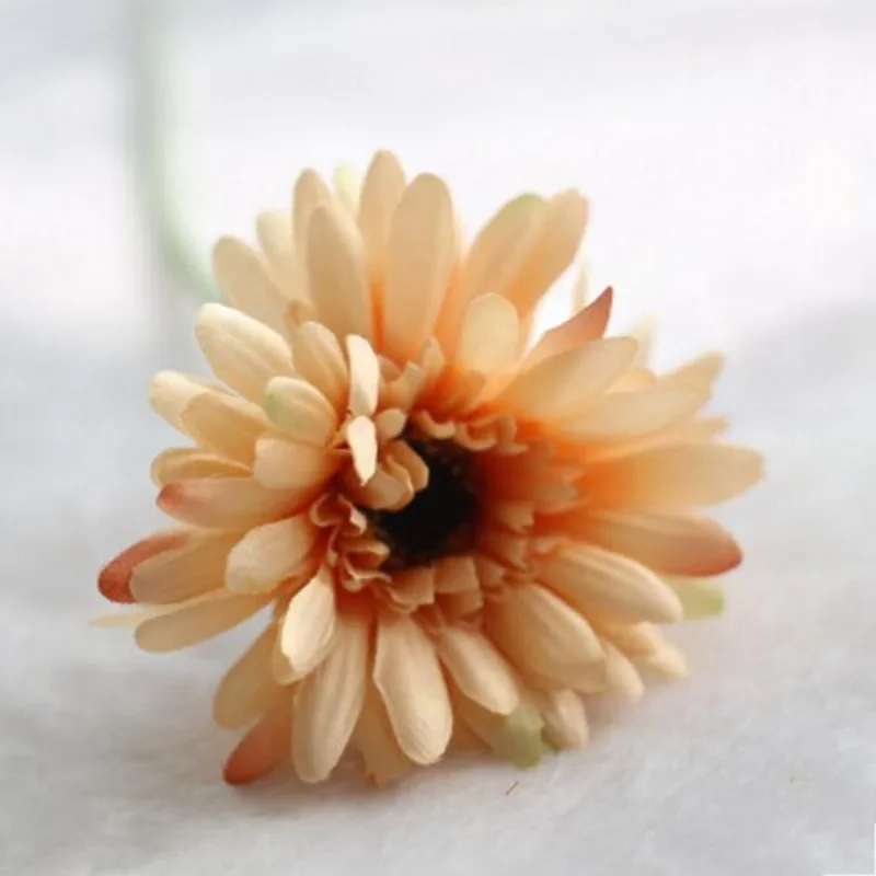 Elegant Yellow 1 шт. 23 Цвета 55 см Симпатичные искусственные шелковые цветы герберы, ромашки, цветные букеты герберы, небольшие подарки для вечеринки - Цвет: Elegant Yellow