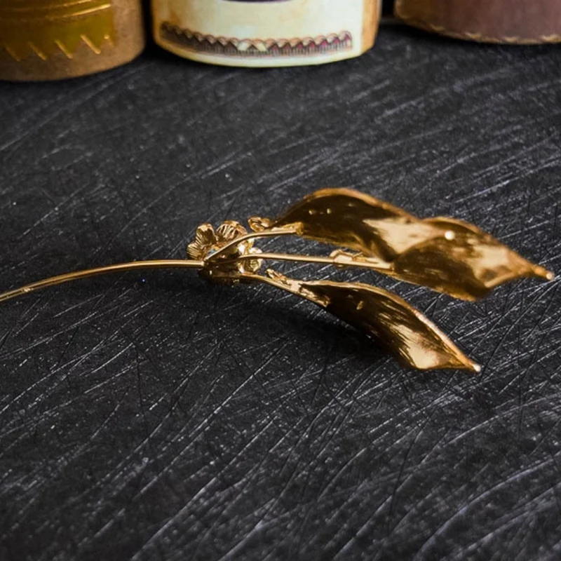 

New Retro Handmade Leaves Olive Gold Flower Crown Earrings Bride Photo Studio Mori Golden Wedding Headdress