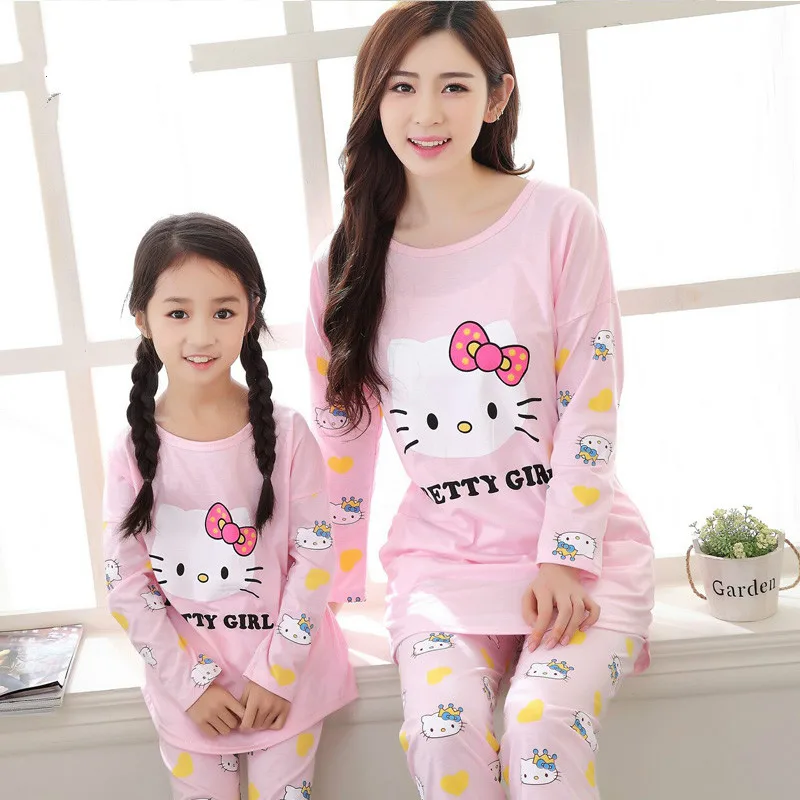 Семейные рождественские пижамы для мамы и дочки в одном стиле, платья Hello Kitty одежда из хлопка с длинными рукавами детские пижамы, для детей