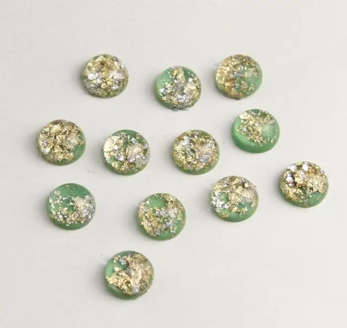 green Jaymaxi 12 мм Смола гладкий плоский золотой фольги Кнопка бусины DIY ювелирных изделий искусственный Druzy Кабошон Основа 50 шт./лот - Цвет: green