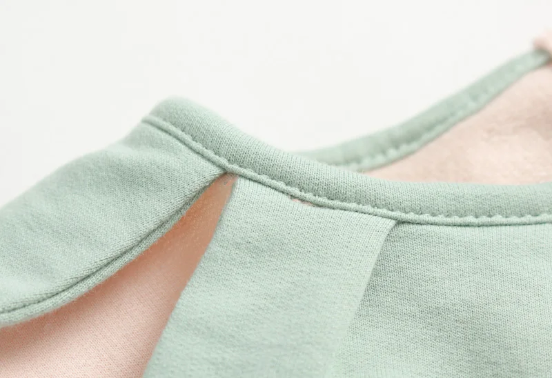 Новая весенняя футболка с длинными рукавами и кукольным воротником для девочек