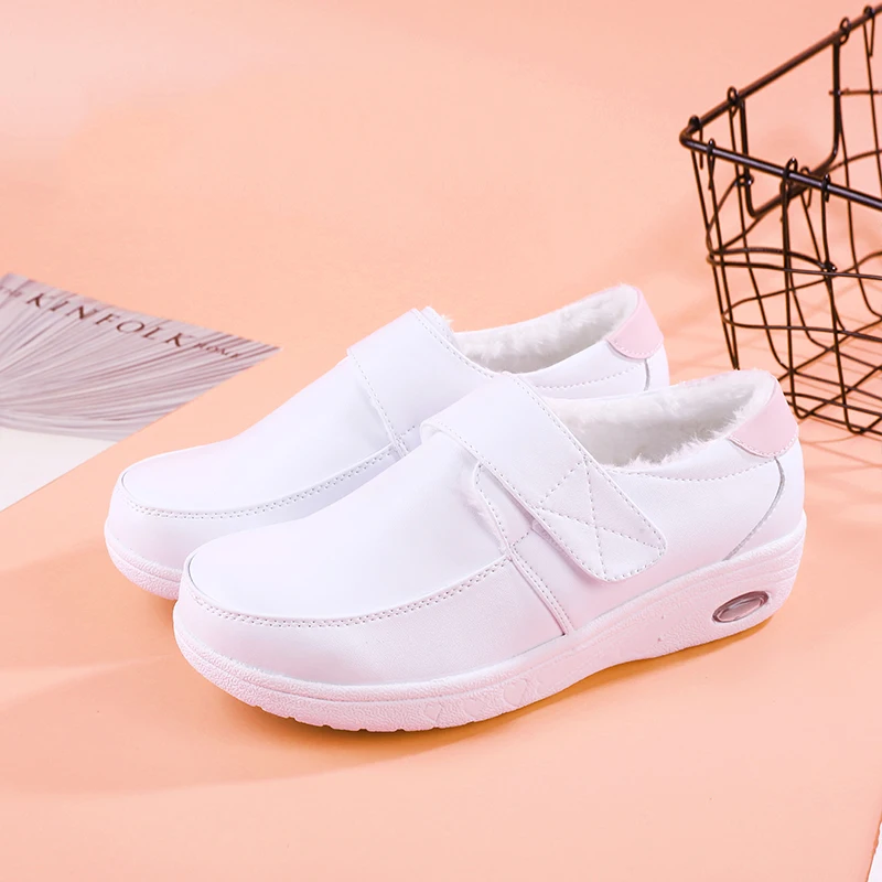 Pink 2 Г., новая зимняя обувь для медсестры Женская Толстая Теплая Бархатная медицинская обувь на нескользящей подошве - Цвет: Pink 2