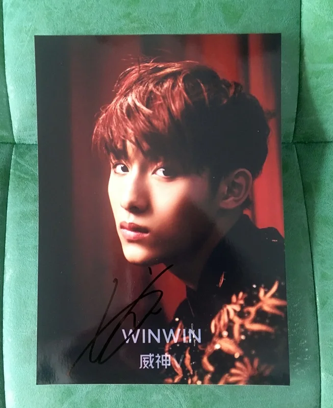 1 Ручной подписанный WayV WINWIN фото с автографом снять 5*7 K-POP 5 версий 062019 - Цвет: 1