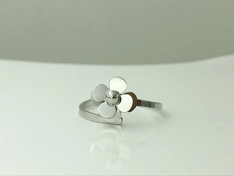 Модное женское кольцо из нержавеющей стали с цветами в виде камелий розовое