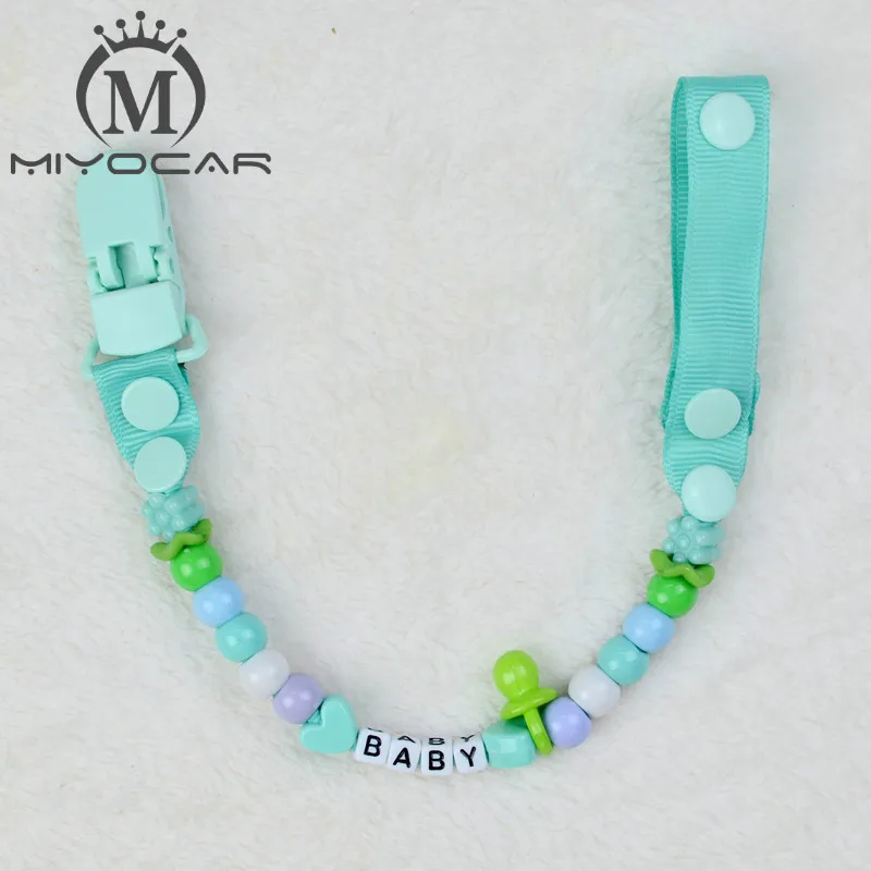 MIYOCAR Персонализированные-любое имя синие Бусины с синими Grosgrain соска зажимы держатели для сосок цепи фиксатор/зажим для прорезывателя