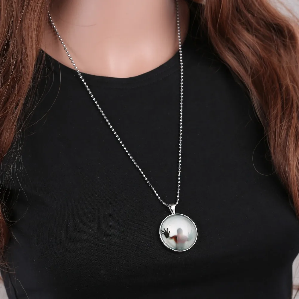 Новая акция профиль - панк огонь светятся в темноте ожерелья светящийся тени