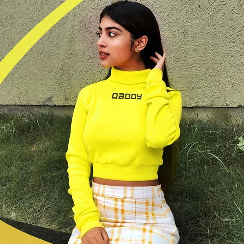 Футболка WannaThis с высоким воротом и буквенным принтом короткий топ длинным