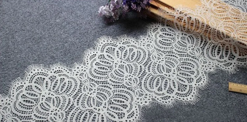 6 м/лот ресницы кружевной ткани 25 см шириной DIY декоративные высокое качество Off White Нейлон полые ресницы кружевной отделкой свадебное платье ткань