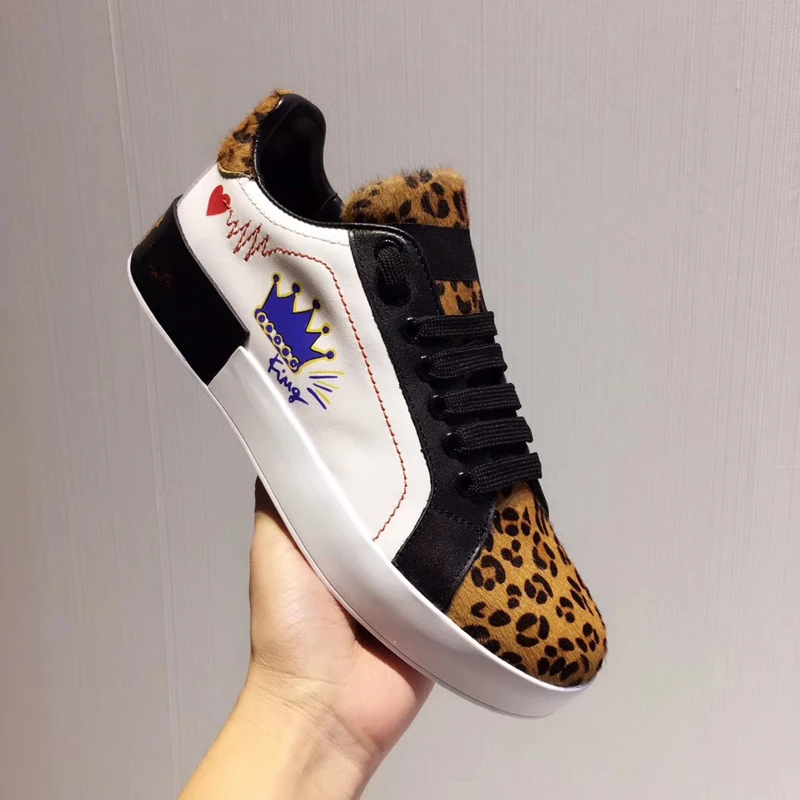 Новинка модная женская повседневная обувь с леопардовым принтом в виде конского