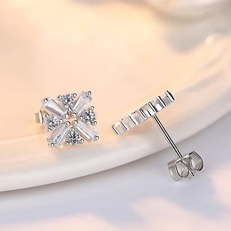 

100% 925 Sterling Silver Fashion Shiny Square Crystal Stud Earrings for Women Wholesale Jewelry Wedding Gift Drop Shipping