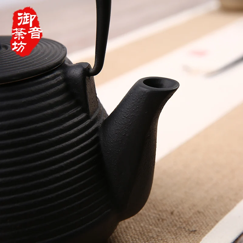 

Cast Iron Tea Pot Set Japanese Teapot Tetsubin Kettle Drinkware KungFu Tools Stainless Steel Strainer Whorl Tea Kettle 800ml