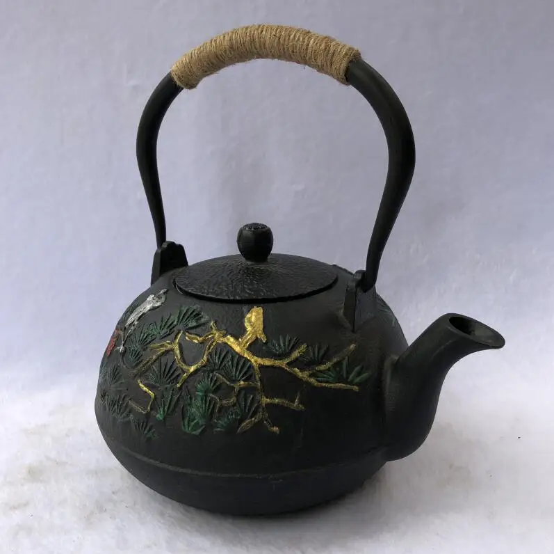 Железный горшок утюжок кладет на брови японский импортный чугунный