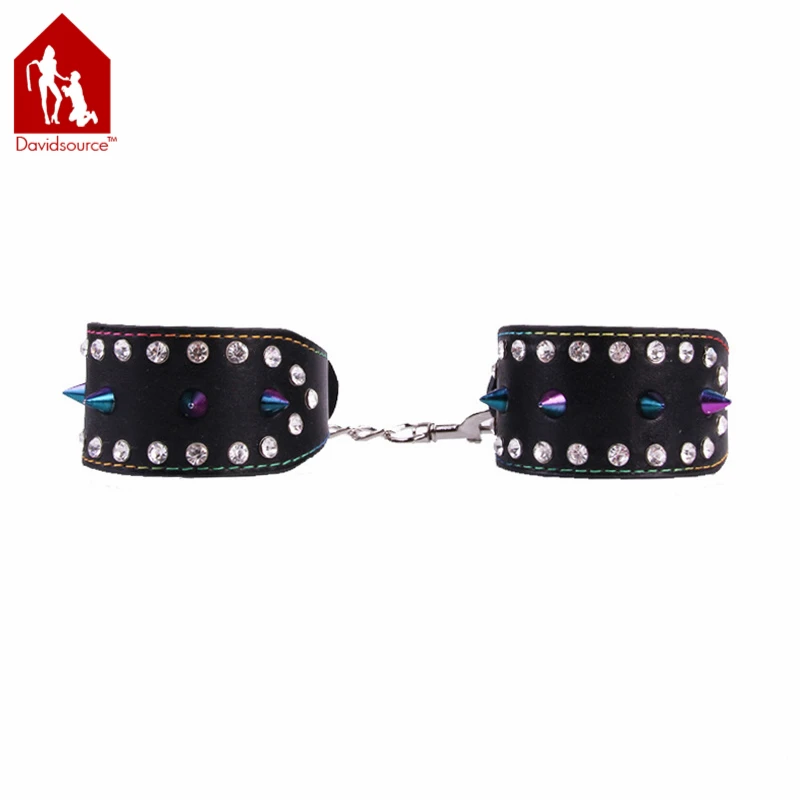 Davidsource Diamond Кожа Studed наручники Радуга Булавки Регулируемая кандалы радость