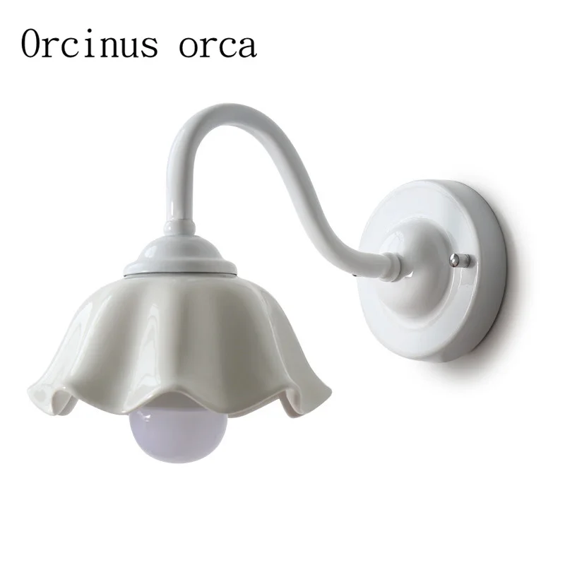 Korean modern simplified ceramic wall lamp living room dining Mediterranean pastoral personality white | Лампы и освещение
